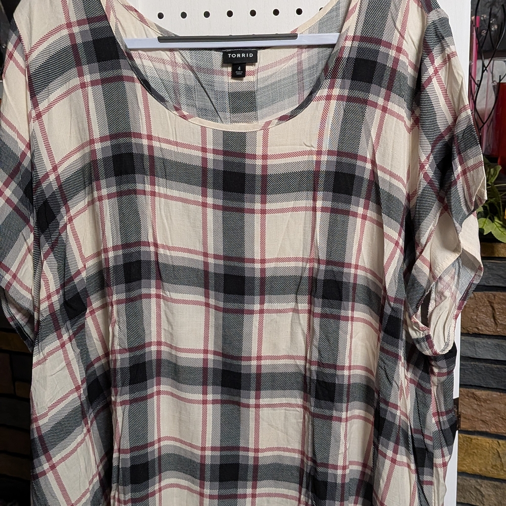 Torrid Women's Plaid Top - Black and Cream